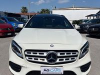 Usata Mercedes GLA200 135 CV (99 kW) 2017 Bianco SUV