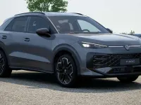 Nuova VW T-Roc Style 150 CV (110 kW) 2026 Wolf grey metallizzato nero SUV