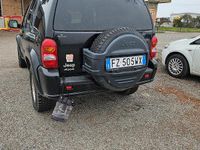Usata Jeep Cherokee 150 CV (110 kW) 2004 Nero SUV