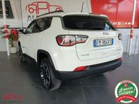 Usata Jeep Compass Limited 140 CV (102 kW) 2018 Bianco pastello SUV