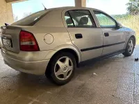 Usata Opel Astra 101 CV (74 kW) 2000 Argento Berlina
