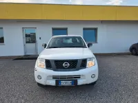 Usata Nissan Navara 190 CV (139 kW) 2014 Bianco Pick-up