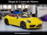 Usata Porsche 911 Carrera 4 GTS Sport 480 CV (353 kW) 2021 Giallo racing Cabrio