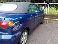 Usata Renault Mégane Cabriolet 90 CV (66 kW) 1998 Bluazzurro Cabrio