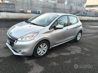Usata Peugeot 208 82 CV (60 kW) 2014 Grigio Utilitaria