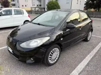 Usata Mazda 2 86 CV (63 kW) 2008 Nero Utilitaria