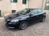 Usata Volvo V40 Business Edition 115 CV (84 kW) 2015 Nero Berlina