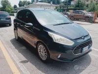 Usata Ford B-MAX Titanium 75 CV (55 kW) 2014 Grigio Monovolume