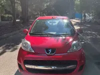 Usata Peugeot 107 68 CV (50 kW) 2010 Rosso Utilitaria