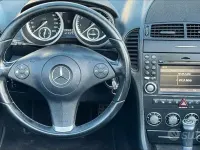 Usata Mercedes SLK200 184 CV (135 kW) 2010 Grigio Cabrio