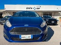 Usata Ford Fiesta Titanium 97 CV (71 kW) 2013 Blu Berlina