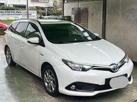 Second-hand Toyota Auris Touring Sports Active 99 CP (72 kW) 2017 Alb Break