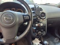 Usata Opel Corsa 75 CV (55 kW) 2011 Grigio Berlina