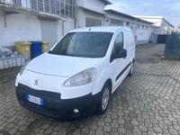 Usata Peugeot TePee Outdoor 114 CV (83 kW) 2014 Bianco Berlina