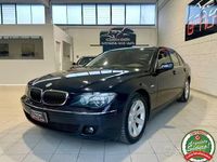 Usata BMW 730 258 CV (189 kW) 2005 Blu Berlina