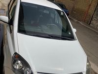 Usata Opel Zafira 2006 Bianco Monovolume