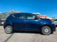 Usata Lancia Ypsilon Gold 69 CV (50 kW) 2017 Blu Utilitaria