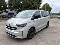 Nuova VW Caravelle Life 160 kW (218 CV) 2025 Argento Monovolume