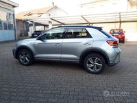 Usata VW T-Roc R-line 150 CV (110 kW) 2023 Grigio SUV