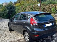 Usata Ford Fiesta 100 CV (73 kW) 2017 Grigio Utilitaria