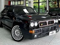 Usado Lancia Delta 205 CV (150 kW) 1992 Negro Utilitario
