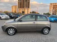 Usata Lancia Ypsilon 70 CV (51 kW) 2004 Marrone Utilitaria