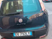Usata Fiat Grande Punto 69 CV (50 kW) 2012 Bluazzurro Utilitaria