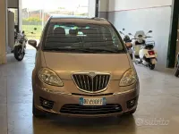Usata Lancia Musa 77 CV (56 kW) 2009 Marrone Monovolume