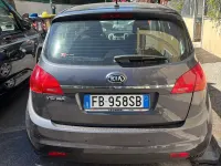 Usata Kia Venga Active 90 CV (66 kW) 2016 Grigio Utilitaria