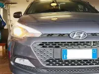 Usata Hyundai i20 100 CV (73 kW) 2016 Grigio Berlina