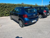Usata Dacia Sandero Stepway 75 CV (55 kW) 2019 Blu Berlina