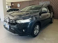 Usata Dacia Jogger Expression 91 CV (66 kW) 2023 Grigio Monovolume