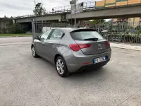 Usata Alfa Romeo Giulietta 105 CV (77 kW) 2013 Grigio Utilitaria