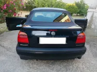 Usata VW Golf Cabriolet 75 CV (55 kW) 1997 Blu Cabrio