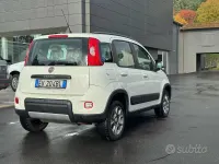 Usata Fiat Panda 4x4 S 84 CV (61 kW) 2013 Bianco Utilitaria