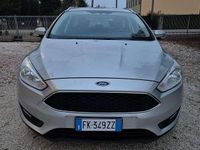 Usata Ford Focus ST-Line 120 CV (88 kW) 2017 Grigio Station wagon