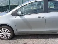Usata Toyota Yaris 65 CV (47 kW) 2008 Grigio Utilitaria