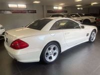 Usata Mercedes SL500 306 CV (225 kW) 2004 Bianco madreperla Cabrio