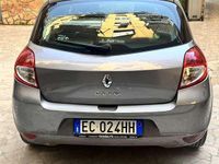 Usata Renault Clio II 75 CV (55 kW) 2010 Berlina