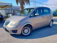 Usata Lancia Musa 95 CV (69 kW) 2008 Beige Monovolume