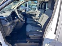 Usata Renault Trafic 110 CV (80 kW) 2023 Bianco Monovolume