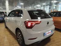 Usata VW Polo Life 95 CV (69 kW) 2023 Ascot grey / metallizzato Utilitaria
