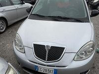 Usata Lancia Ypsilon 69 CV (50 kW) 2011 Grigio Utilitaria
