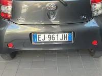 Usata Toyota iQ Executive 99 CV (72 kW) 2009 Grigio Utilitaria