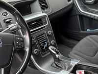 Usata Volvo V60 190 CV (139 kW) 2016 Nero Station wagon