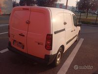 Käytetty Peugeot Partner 99 HP (72 kW) 2016 Tila-auto