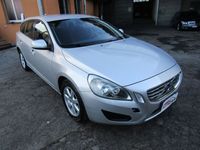 usata Volvo V60 D3 2.0 D3 Momentum * 334.000 KM REALI *