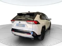 Usata Toyota RAV4 Hybrid Style 218 CV (160 kW) 2023 Bianco SUV