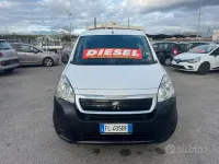 Usata Peugeot Partner Premium 99 CV (72 kW) 2017 Bianco Monovolume