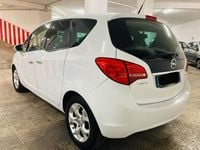 Usata Opel Meriva 75 CV (55 kW) 2010 Bianco Monovolume